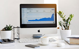 1亿天价太离谱！3000万捡漏稳赚，曼联锋线引援要变天？